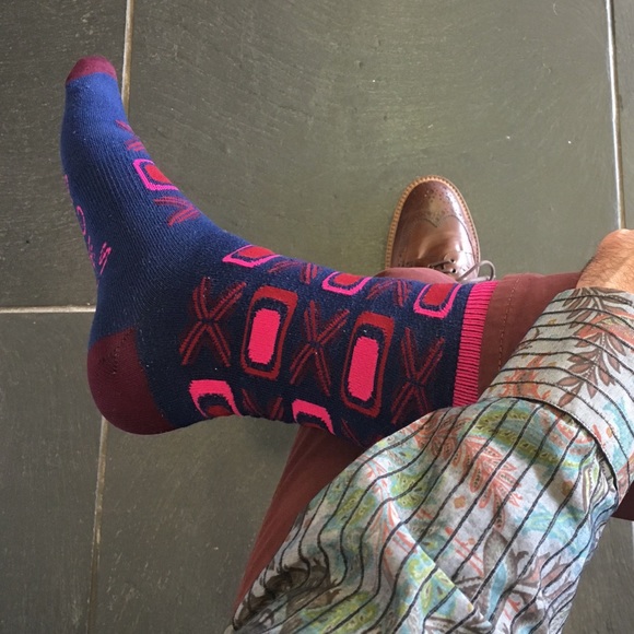 Valentines Day Socks HUGS & KISSES 2 Pairs Cotton - Picture 3 of 8